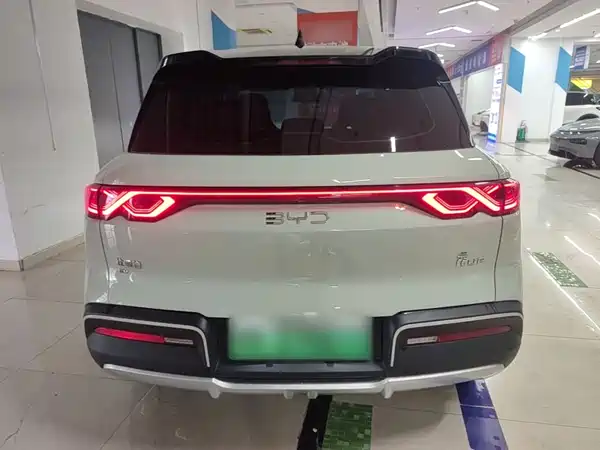 BYD Yuan UP 2025