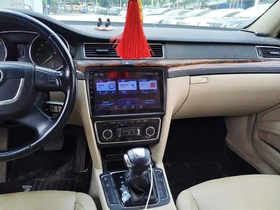 Skoda Superb 2013 — фото 13