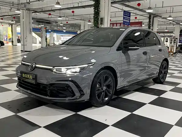 Volkswagen Golf 2023