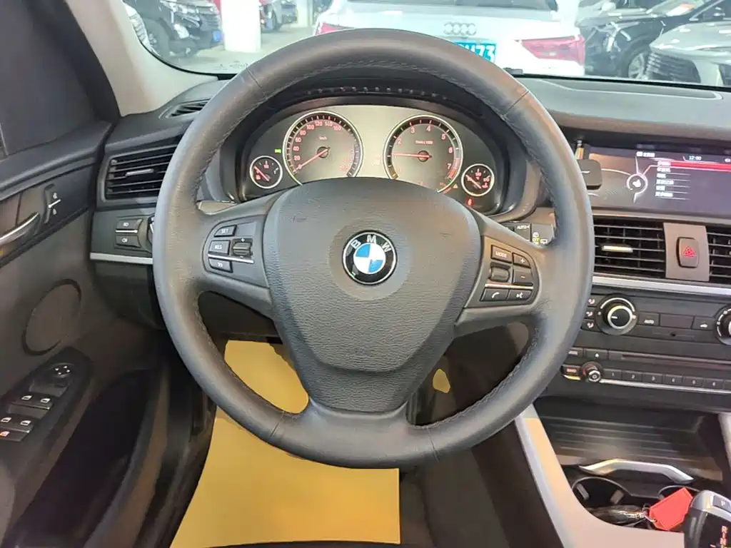 BMW X3 2017 — фото 11