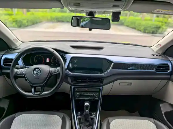 Volkswagen T-Cross 2019