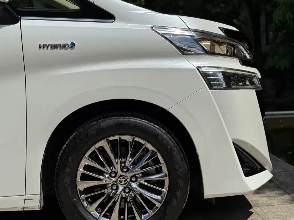 Toyota Vellfire 2021 — фото 16