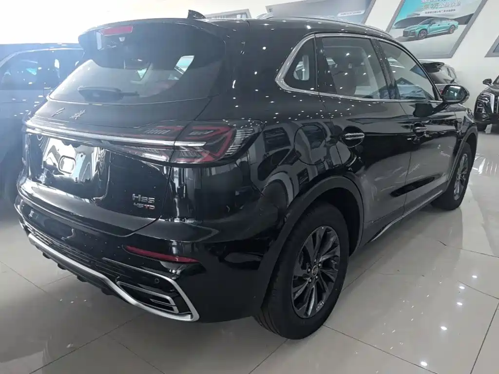 Hongqi HS5 2025