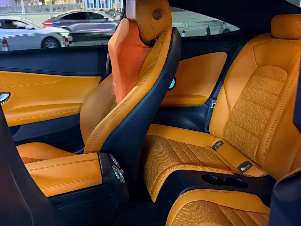 Mercedes-Benz C-Class 2018