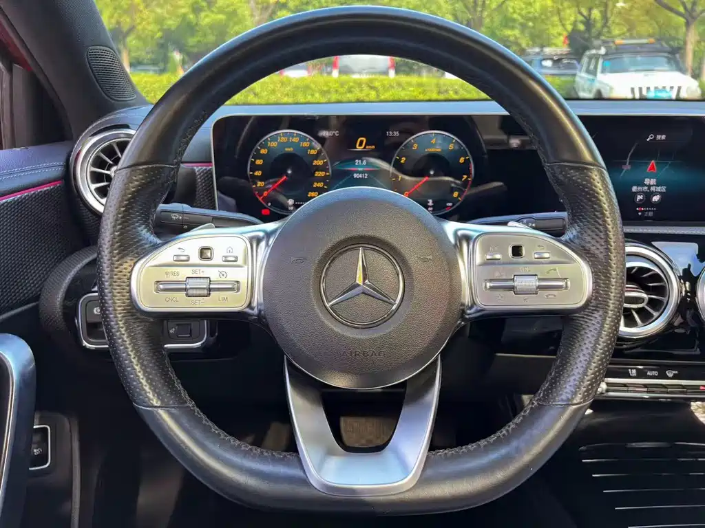Mercedes-Benz A-Class 2020 — фото 14