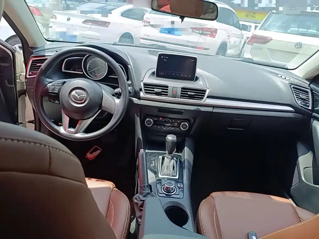Mazda 3 Angkesela 2015 — фото 10