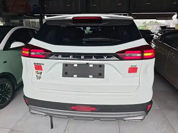 Geely Boyue 2021