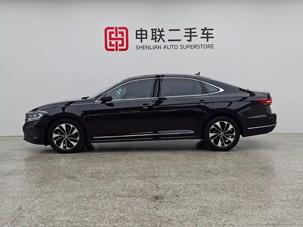 Volkswagen Passat 2025