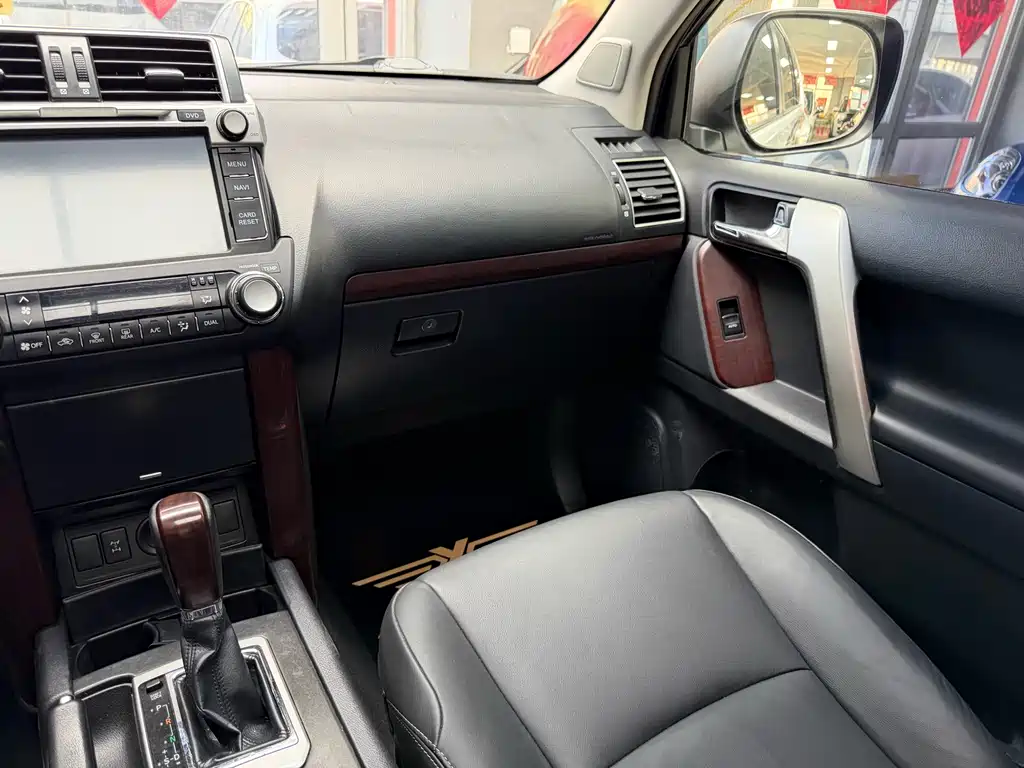 Toyota Prado 2014 — фото 25