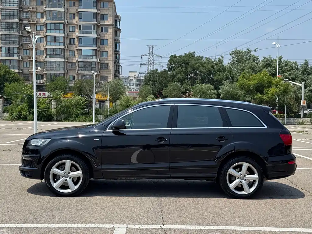 Audi Q7 2015 — фото 9