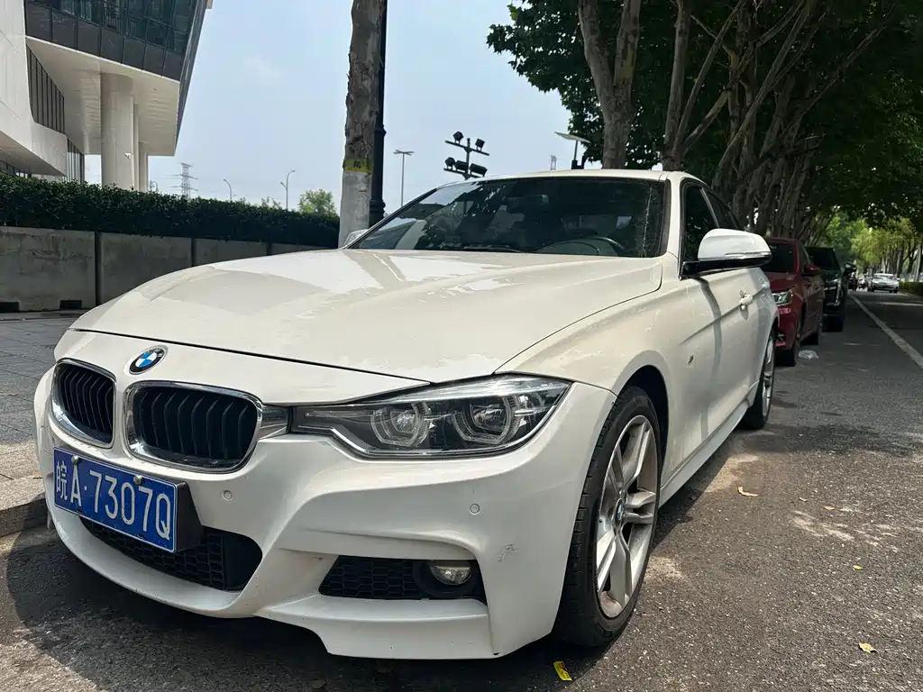 BMW 3 Series 2017 — фото 1