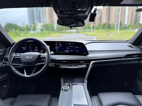 Cadillac CT6 2024