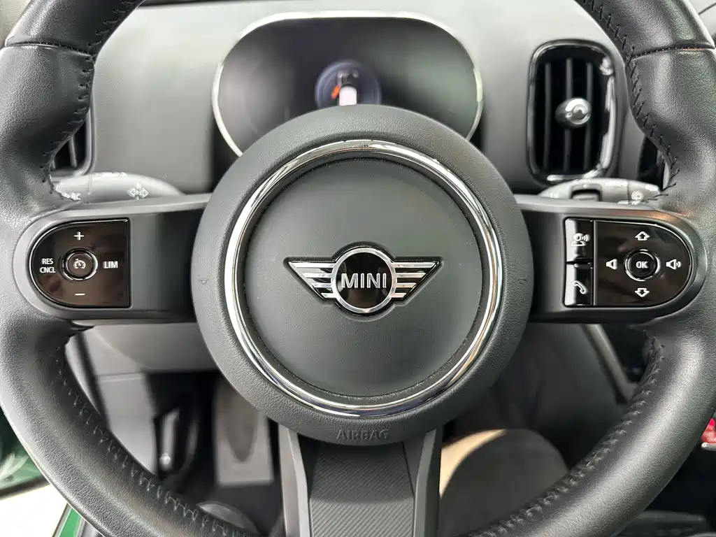MINI Countryman 2022 — фото 14