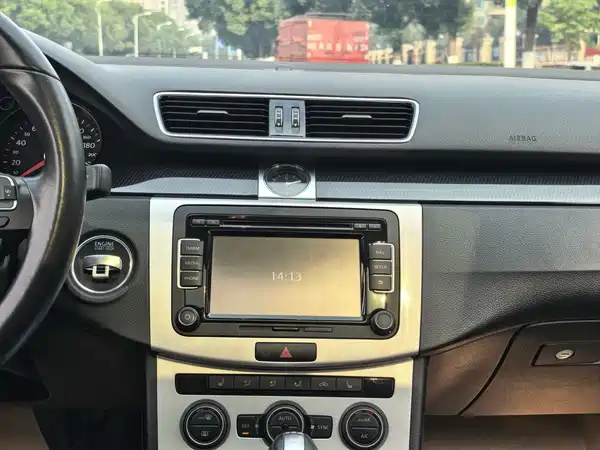 Volkswagen Magotan 2016