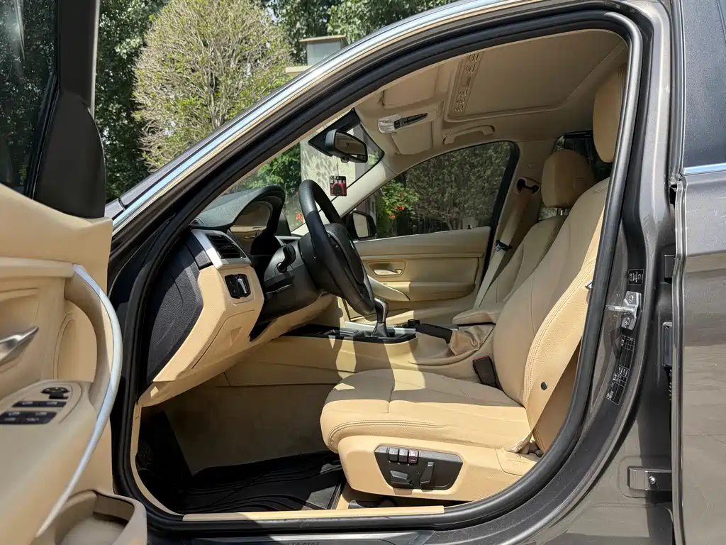 BMW 3 Series 2013