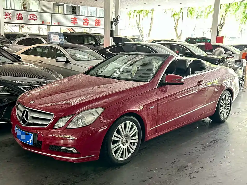 Mercedes-Benz E-Class 2011