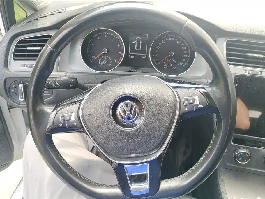 Volkswagen Golf 2015 — фото 15