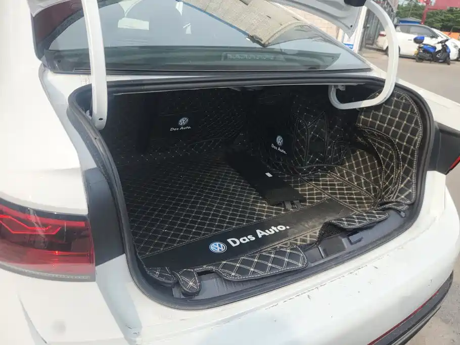 Volkswagen Sagitar 2023