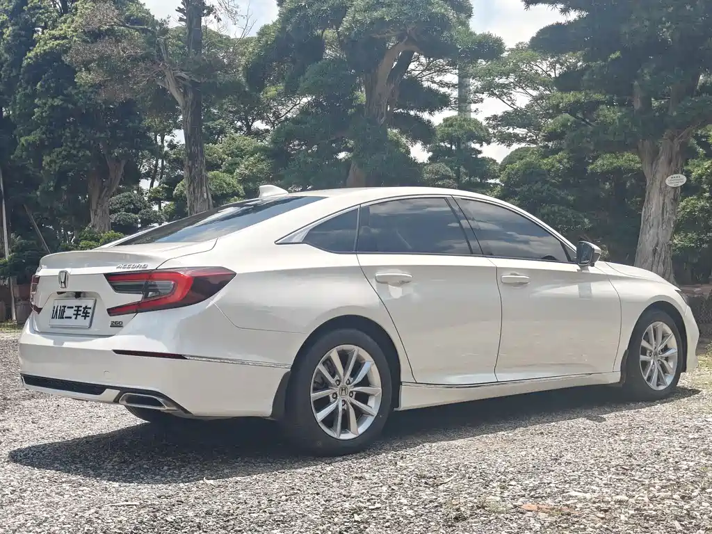 Honda Accord 2022 — фото 19