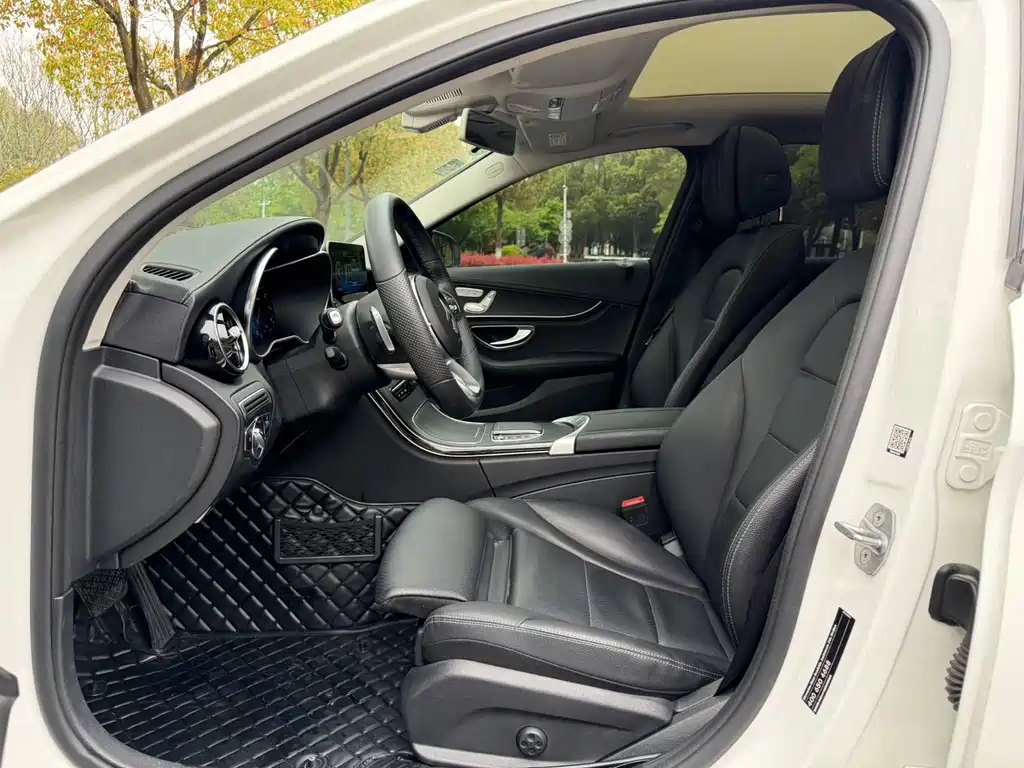 Mercedes-Benz C-Class 2020 — фото 10