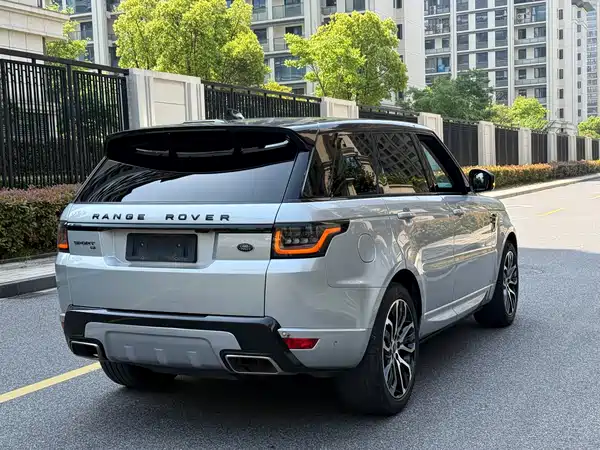 Land Rover Range Rover Sport 2021
