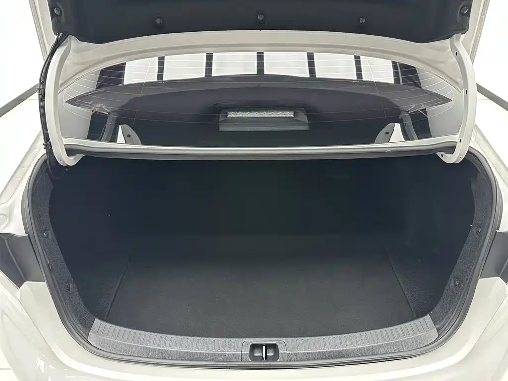 Toyota Levin 2023 — фото 18