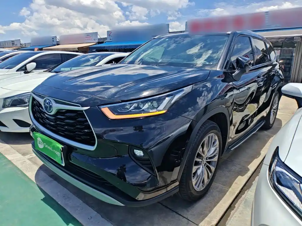 Toyota Highlander 2021