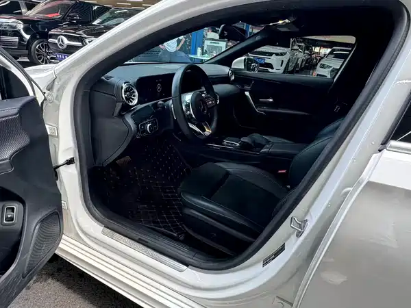 Mercedes-Benz A-Class 2021