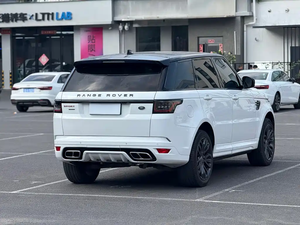 Land Rover Range Rover Sport 2017 — фото 18