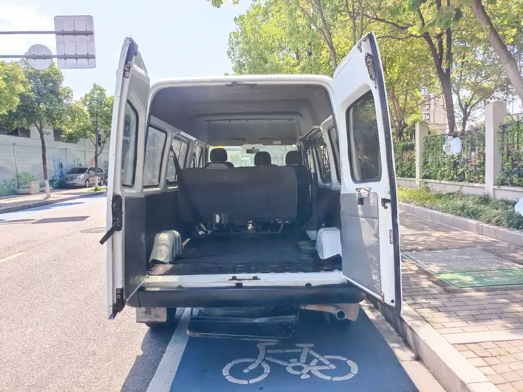 JMC Tesla 2019