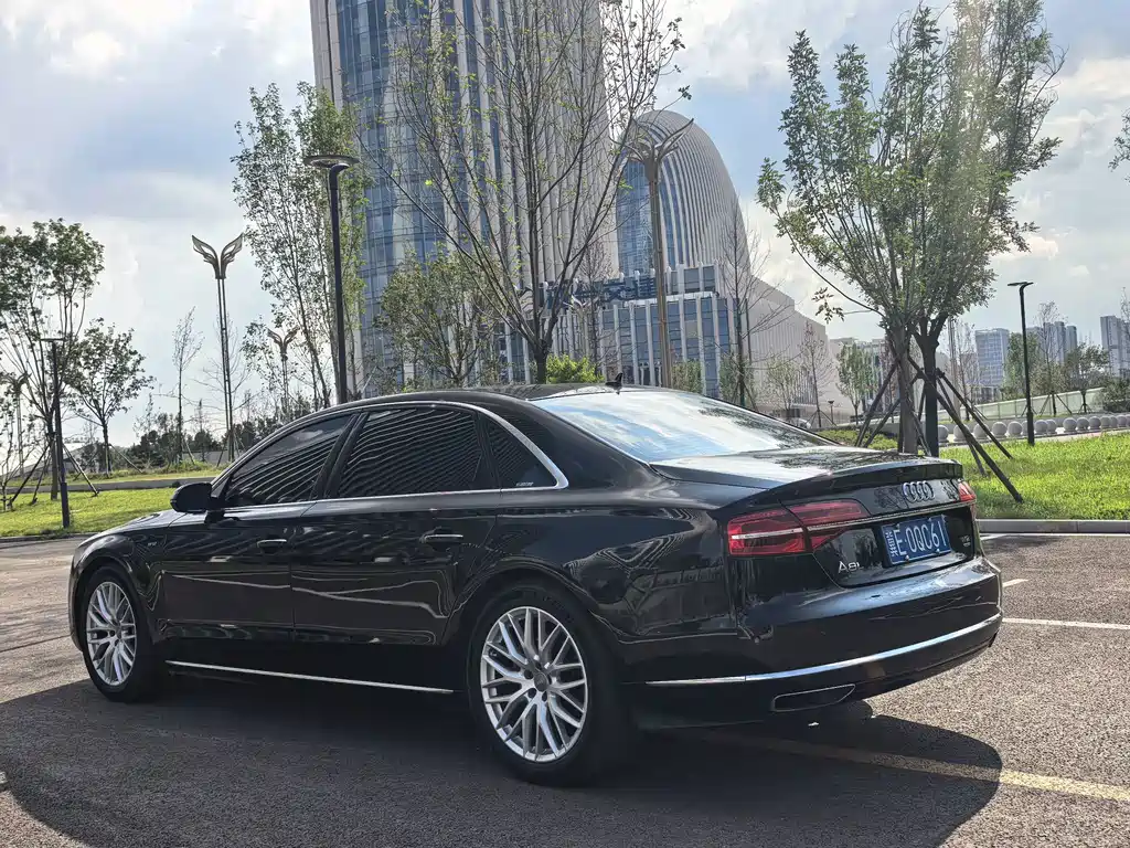 Audi A8 2016
