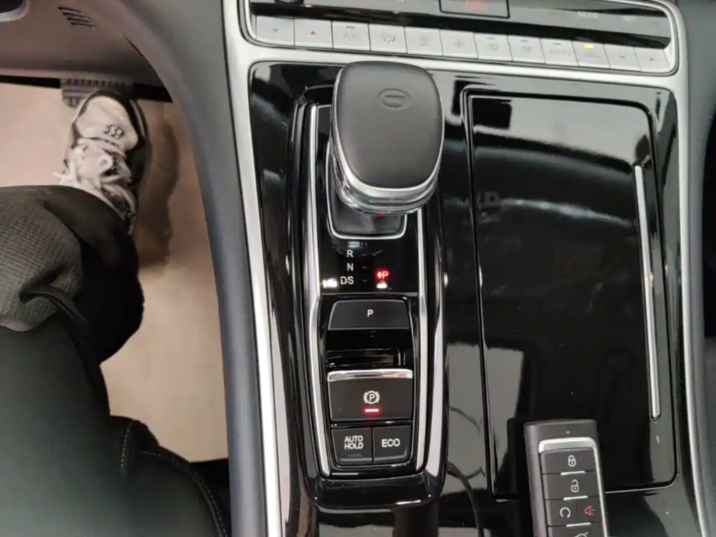 GAC Motor Trumpchi M8 2023 — фото 10