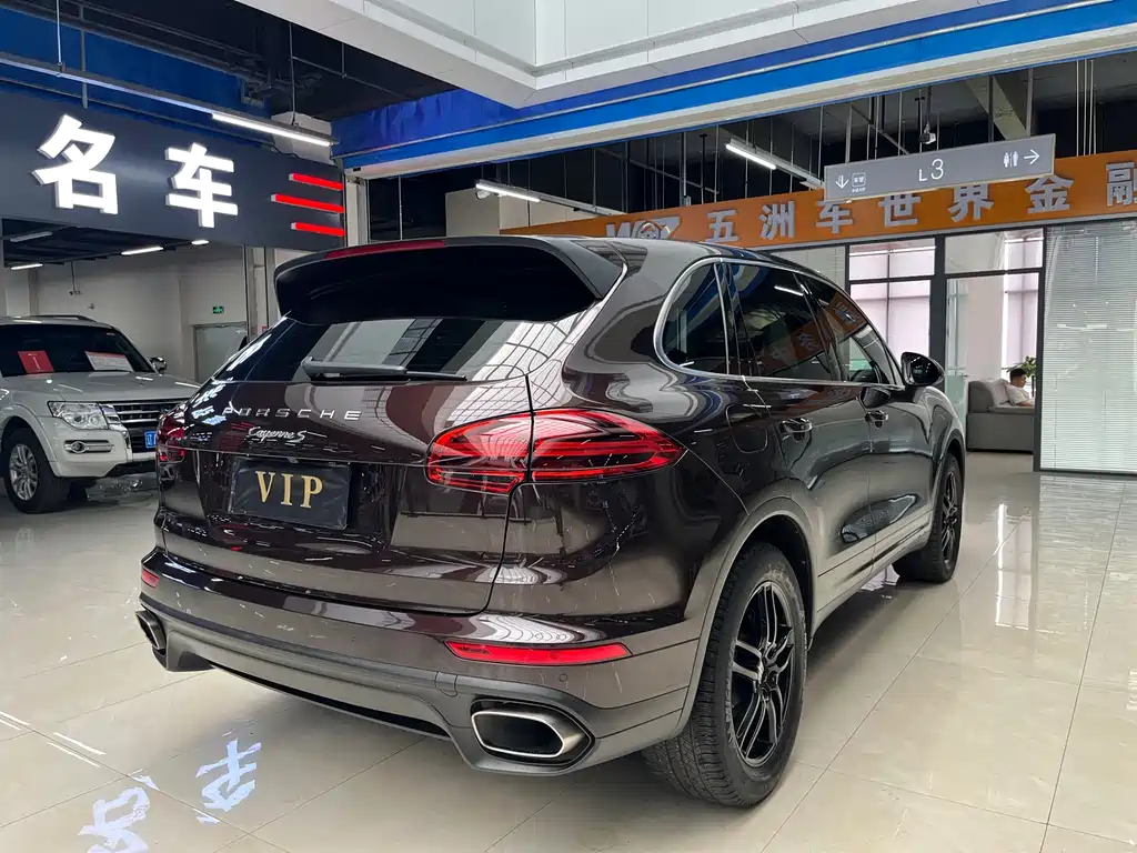 Porsche Cayenne 2017 — фото 6