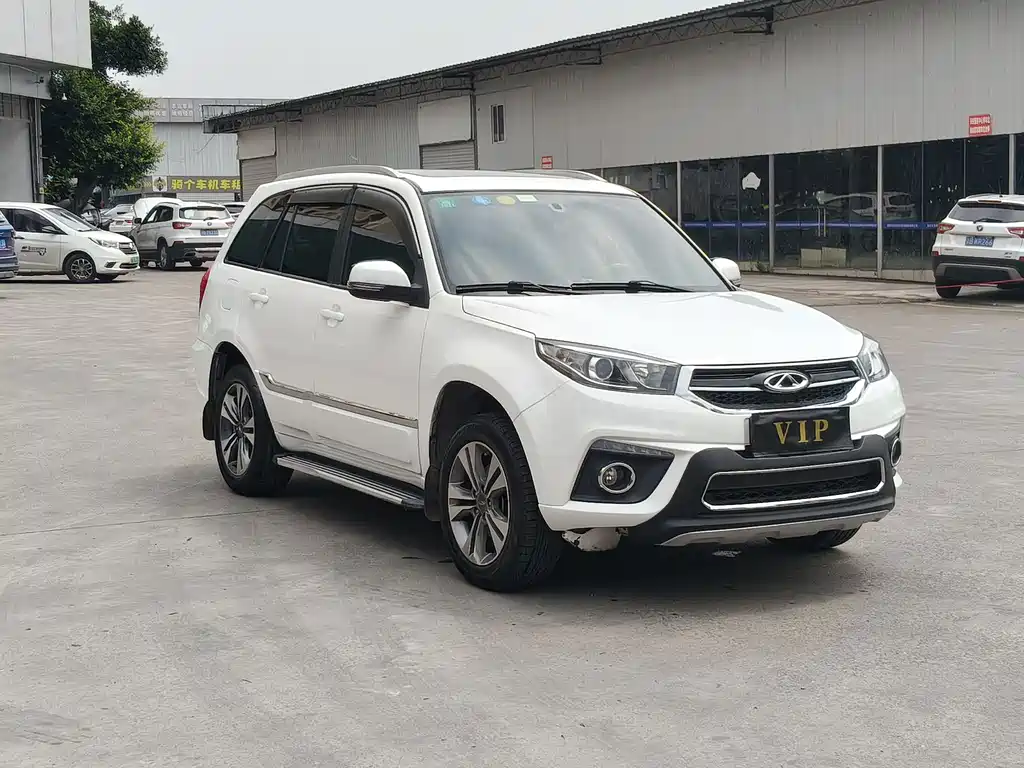 Chery Tiggo 3 2015 — фото 1