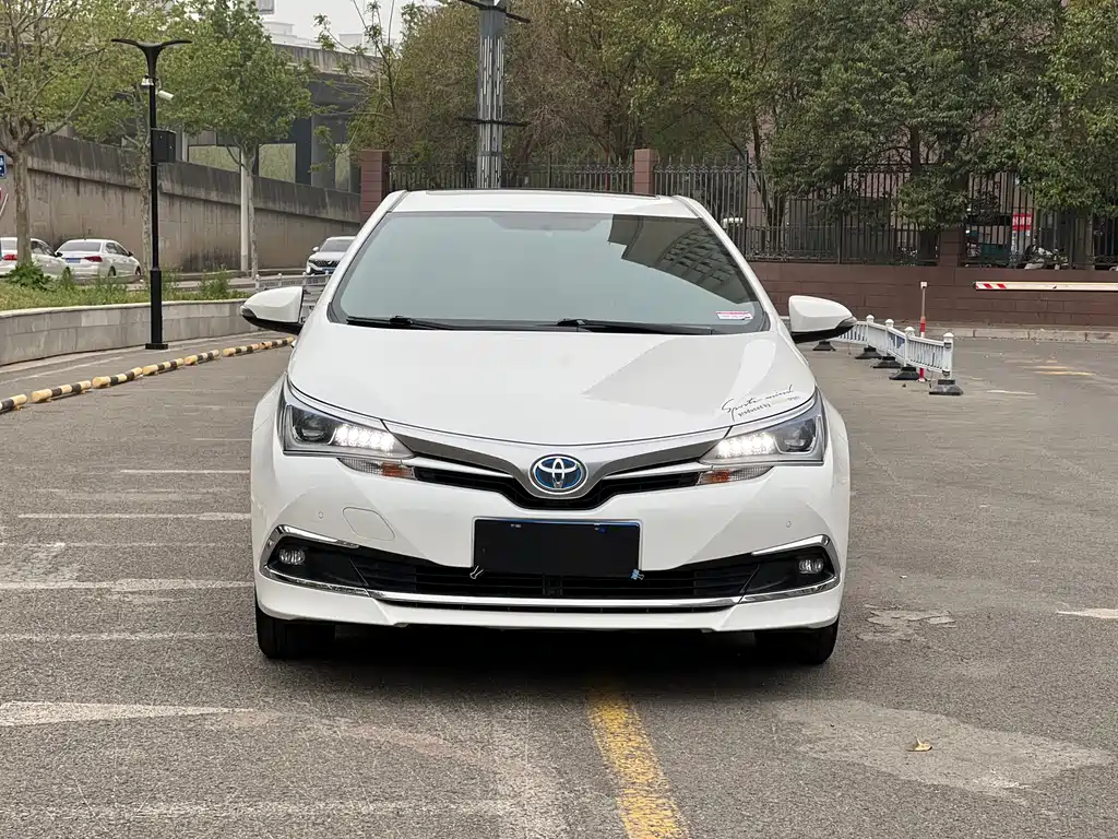 Toyota Corolla 2019 — фото 2