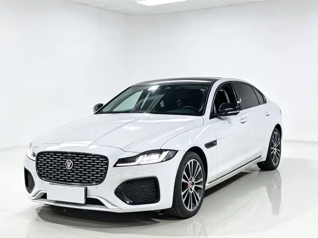 Jaguar XFL 2024 — фото 3