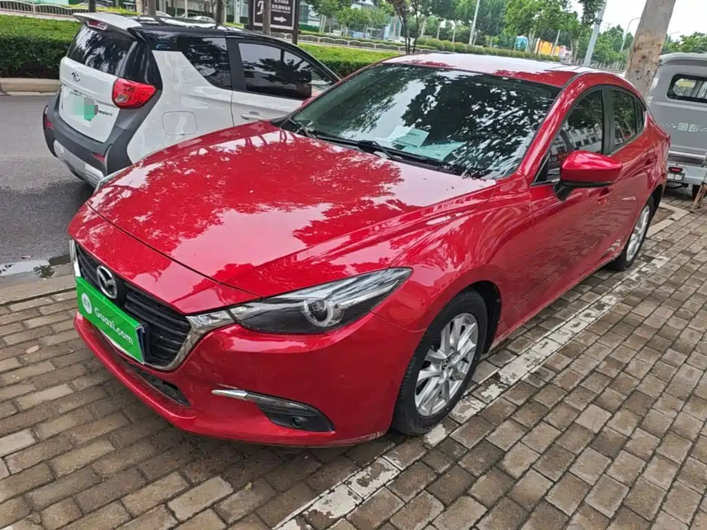 Mazda 3 Axela 2018 — фото 2