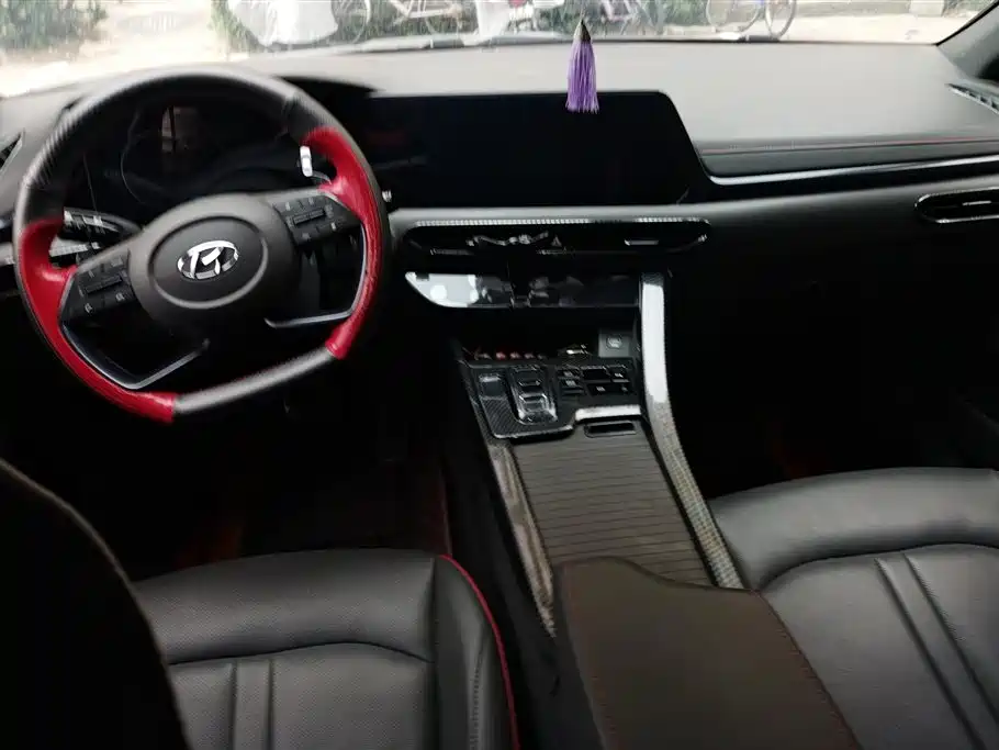 Hyundai Sonata 2021 — фото 12