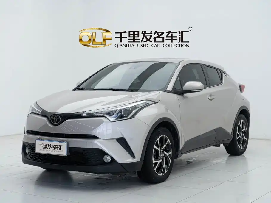 Toyota C-HR 2020 — фото 1