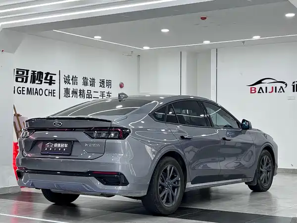 Ford Mondeo 2025