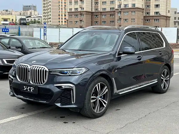 BMW X7 2022