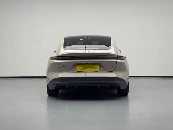 NIO ET5 2024