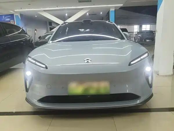 NIO ET5 2022
