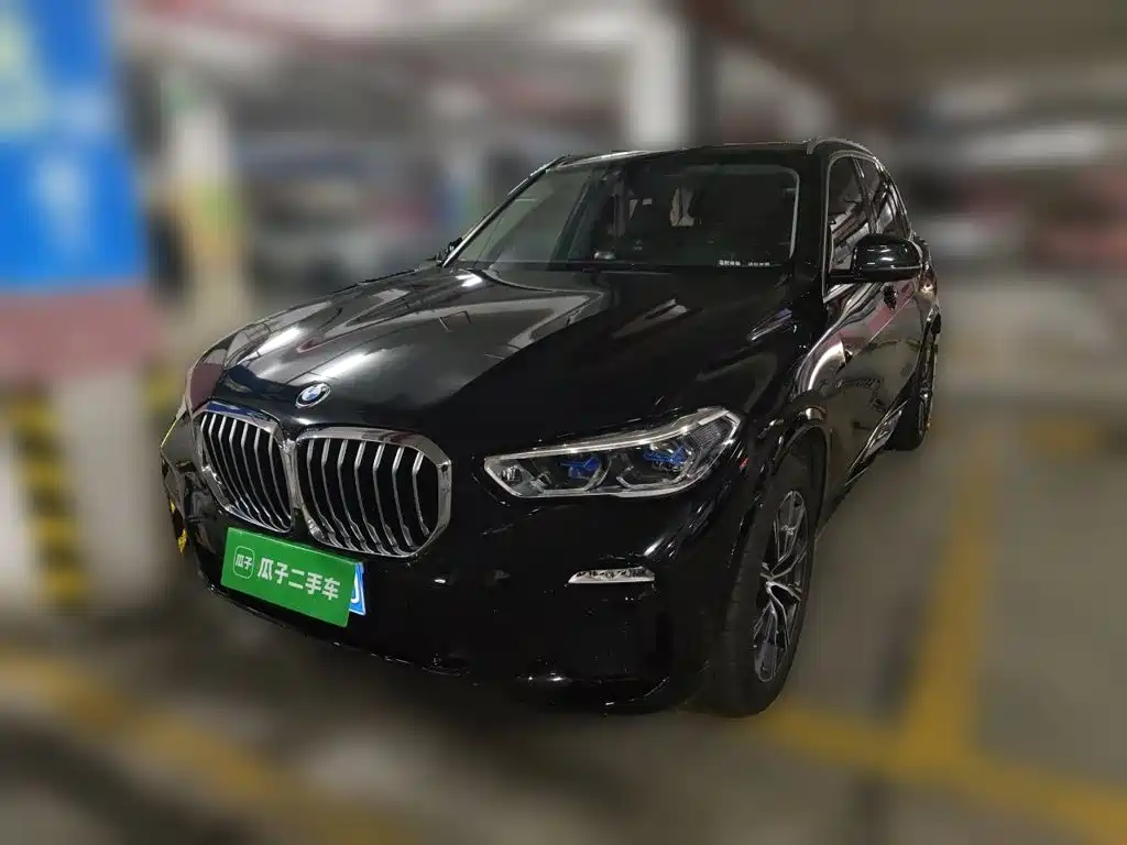 BMW X5 2021 — фото 1