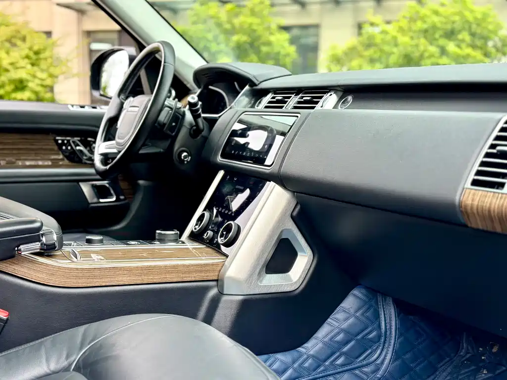 Land Rover Range Rover 2019 — фото 14