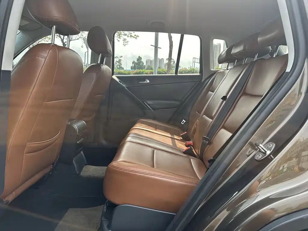 Volkswagen Tiguan 2015 — фото 13