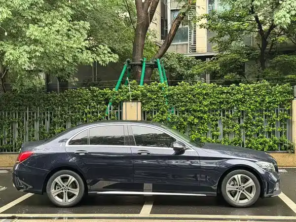 Mercedes-Benz C-Class 2019