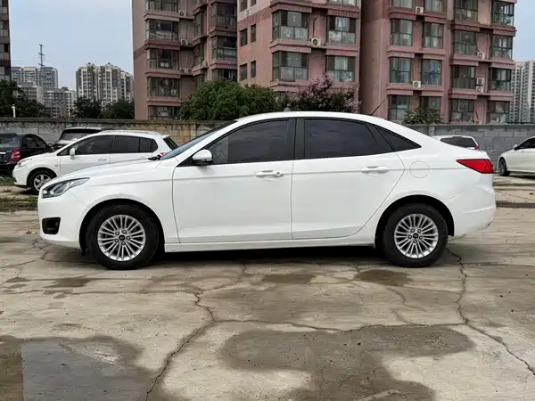 Ford Escort 2016