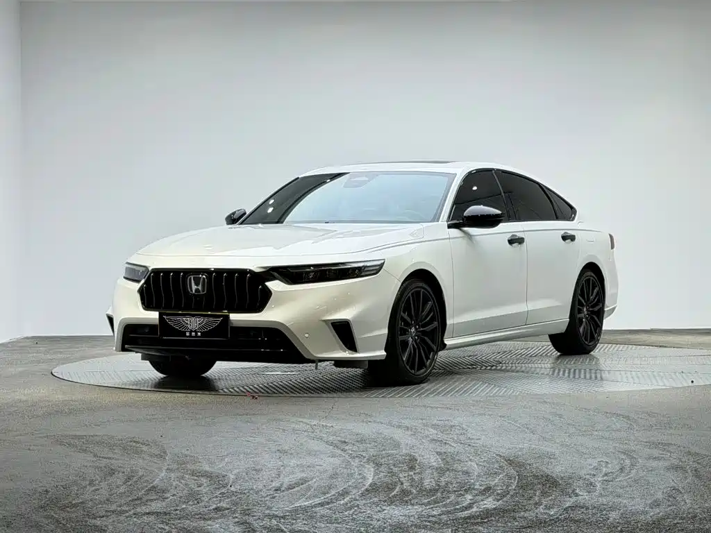 Honda Inspire 2024 — фото 2