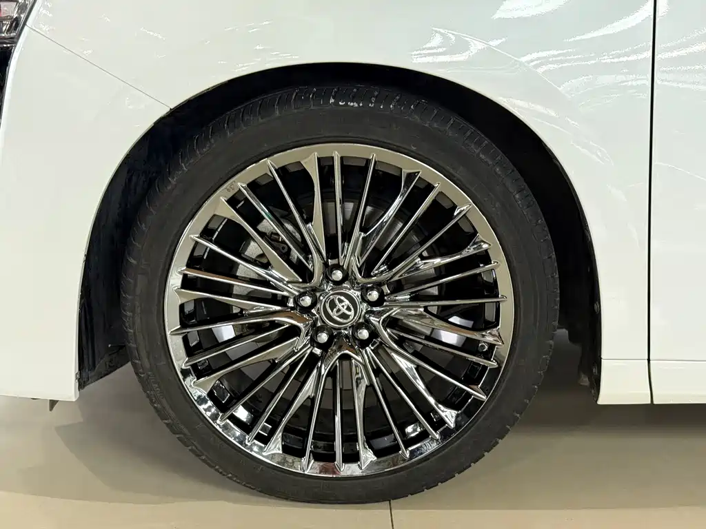 Toyota Vellfire 2021 — фото 25